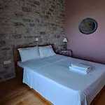 Sunset Apartment *